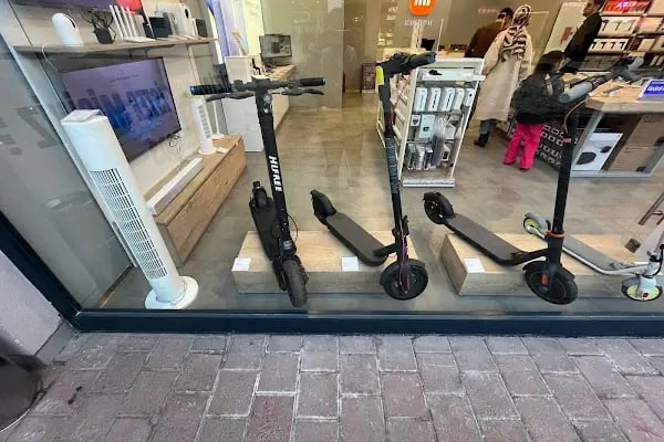 Xiaomi Store İnegöl AVM - Resim 4