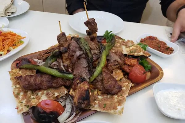 ÜMİT DÖNER BAYRAKLI - Resim 20