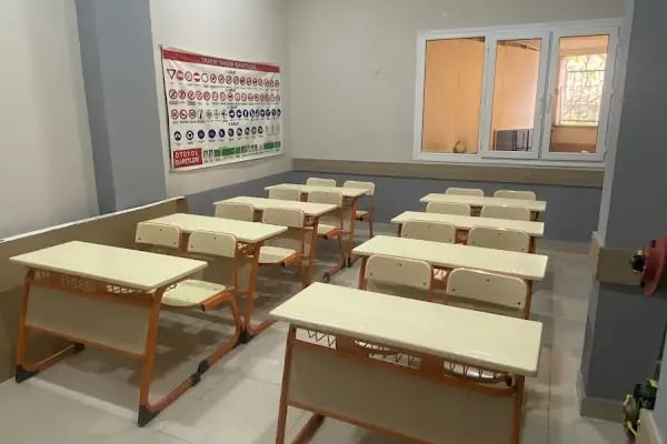Özel Bergama YILDIZ SÜRÜCÜ KURSU - Resim 7
