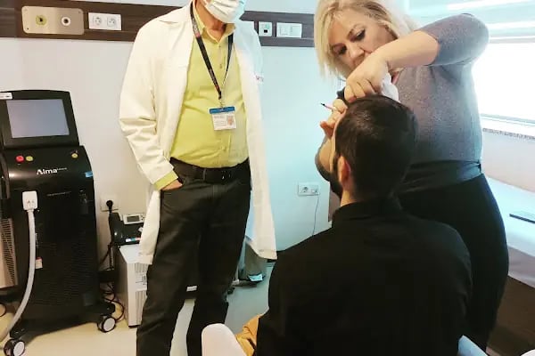 Clinicizmir Lena Health Group - Resim 8