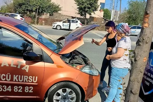 Özel Malta Sürücü Kursu - Resim 4