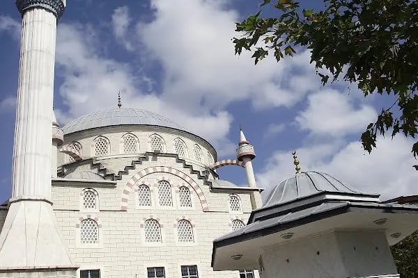 T.C. Bağcılar Müftülüğü İmam-I Azam Camii - Resim 19