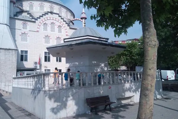 T.C. Bağcılar Müftülüğü İmam-I Azam Camii - Resim 3
