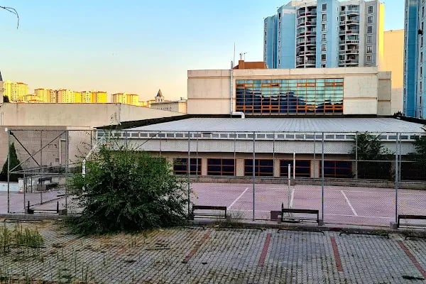 Nuri Pakdil Anadolu Lisesi - Resim 3
