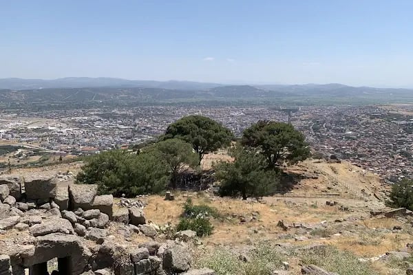 Pergamon acropolis cafe - Resim 9