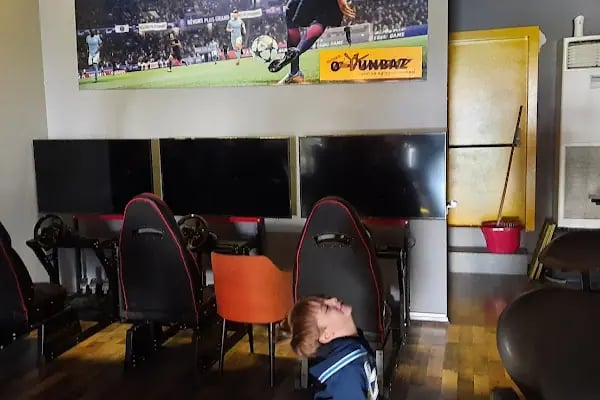 Oyunbaz Cafe Eğlence Merkezi - Resim 4