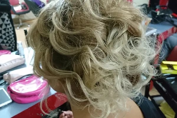 Çağla Bayan Kuaförü Salonu - Resim 20