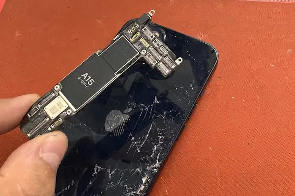 Apple DR | iPhone Teknik Servis - Resim 3