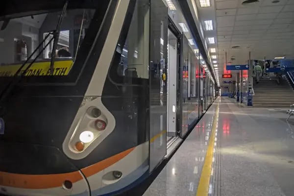 Otogar Tramvay Duragi - Resim 6