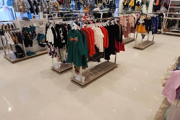 Downtown Yaşam ve Eğlence Merkezi - Resim 14