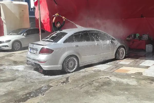 KARDEŞLER OTO YIKAMA KUAFÖR/OTOPARK - Resim 3