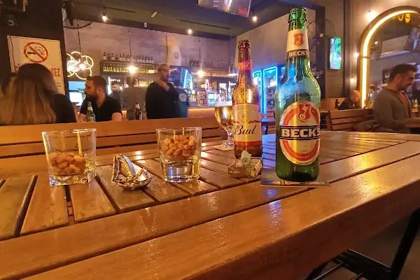 Radyo Pub Özlüce; Bira Bahçesi - Resim 11