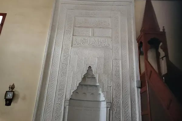 Ahi Hüsameddin Hz Türbesi - Resim 5