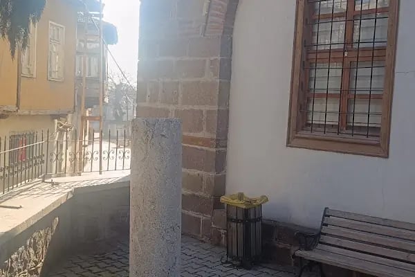 Ahi Hüsameddin Hz Türbesi - Resim 14