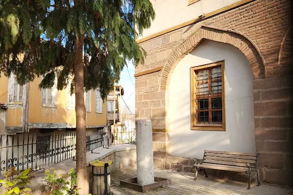 Ahi Hüsameddin Hz Türbesi - Resim 11