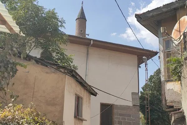 Ahi Hüsameddin Hz Türbesi - Resim 8