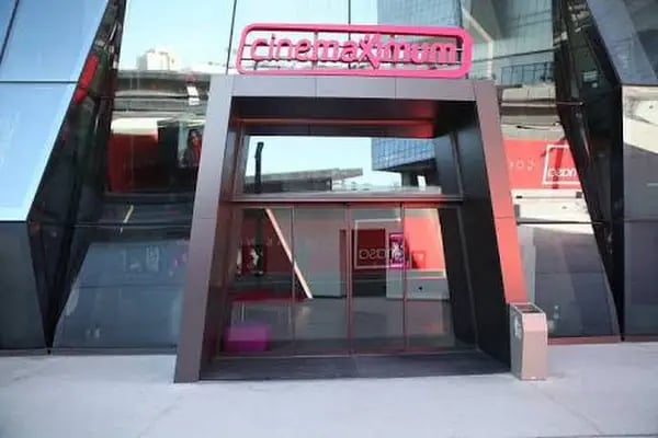 ANKAFLİX 2 (Mithatpaşa Şb.) Kızılay Vip Sinema & Playstation Kafe - Resim 18