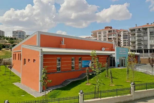 Altındağ Belediyesi Yüzme Havuzu Ve Sosyal Tesisleri - Resim 2