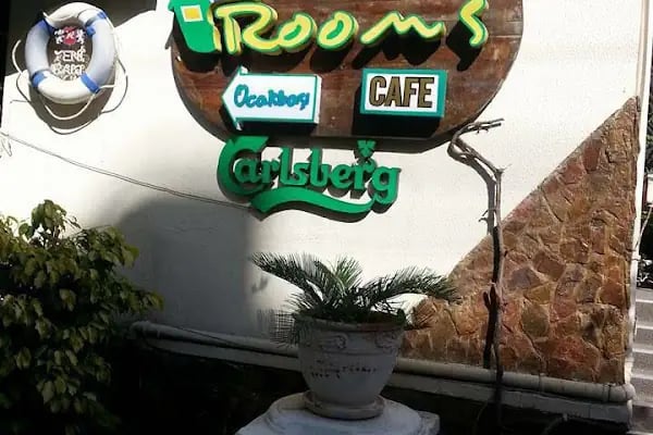 Rooms Cafe - Resim 6