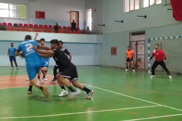 Gençlik Hizmetleri Ve Spor İl Müdürlüğü Gazikent Spor Salonu - Resim 12