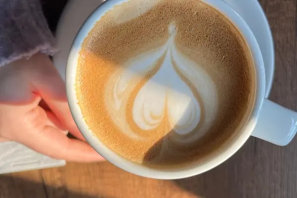 Fabbrica Cafe &amp; Bar - Resim 4
