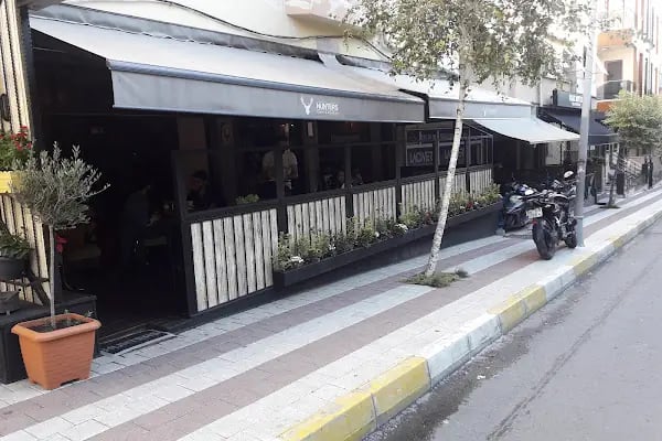Fabbrica Cafe &amp; Bar - Resim 14