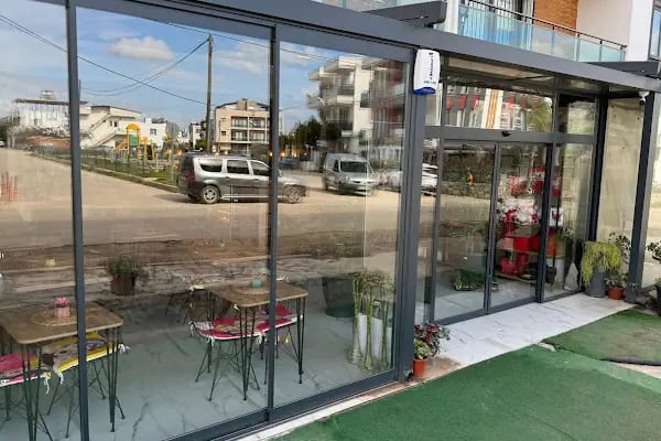 Flower Cafe House Kelebeğin Çiçek Evi - Resim 2