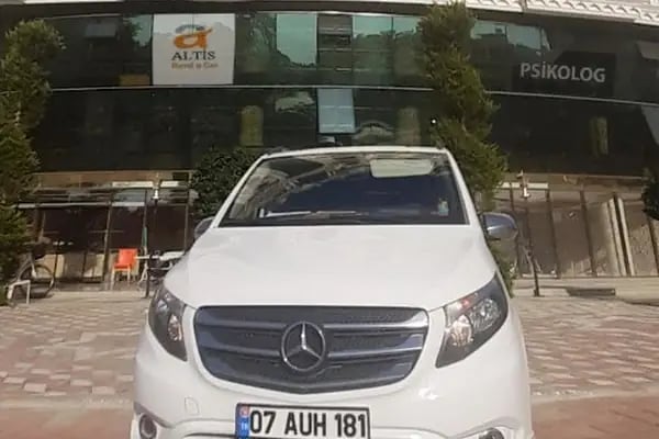 ALTİS RENT A CAR (Аренда автомобилей) - Resim 1