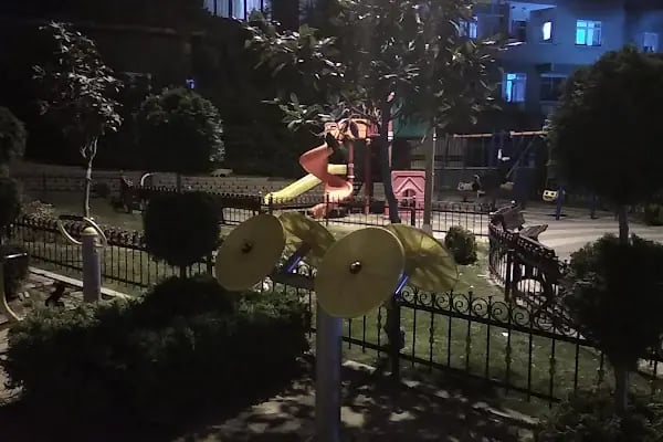 Kemalpaşa Semt Yüzme Havuzu - Resim 3