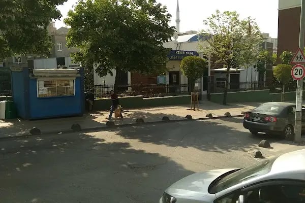 Kemalpaşa Semt Yüzme Havuzu - Resim 5