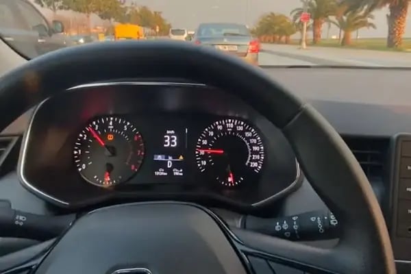 YVZ FİLO Oto Kiralama , Rent A Car - Resim 6
