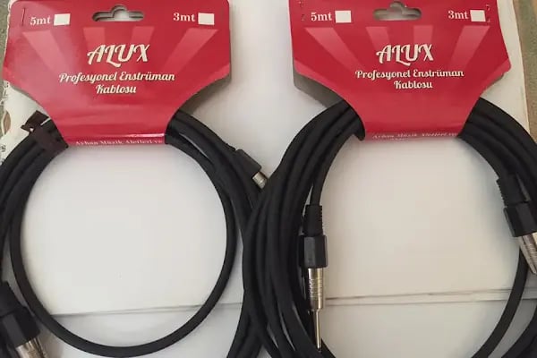 ALUX Ayhan Müzik Aletleri Aksesuarları - Resim 10