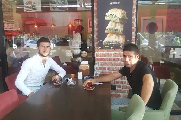 Altınoluk Pastanesi Kartepe Şubesi - Resim 20