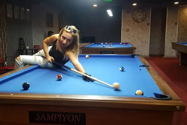 Ginza Bilardo Cafe - Resim 3