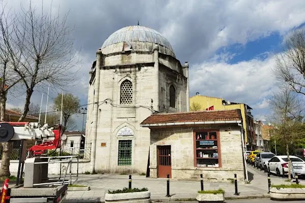 Gazi (Kara) Ahmet Paşa Türbesi - Resim 1
