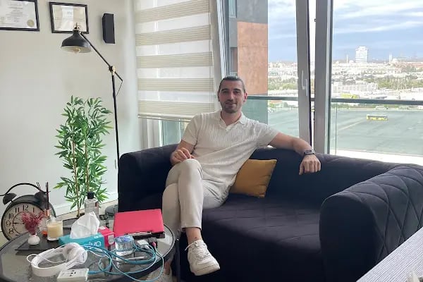 Uzm. Klinik Psikolog Baran KAYA | Depresyon ve kaygı bozuklukları | Çift, aile ve evlilik terapisi | EMDR terapi - Resim 2