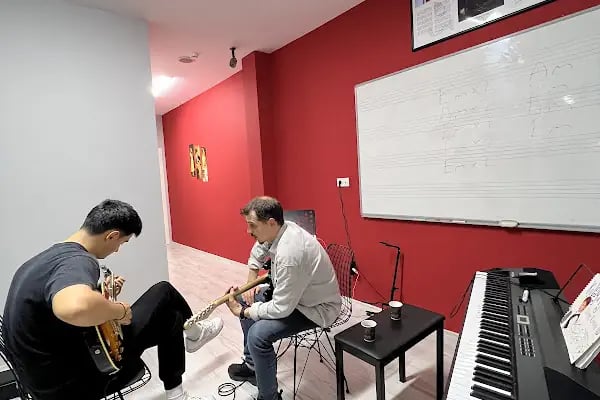T.C. MEB Özel Piraye Sanat Akademi - Resim 12