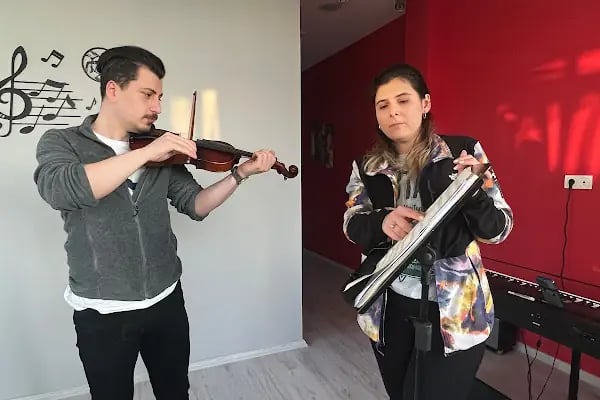 T.C. MEB Özel Piraye Sanat Akademi - Resim 8