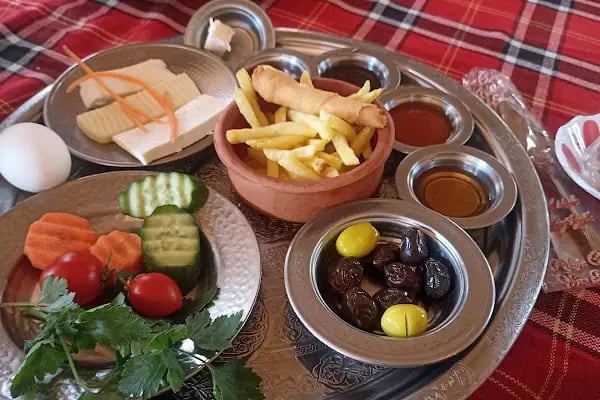 İnözü Vadisi Zindancık Restoran - Resim 5
