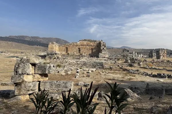 Hierapolis Antik Tiyatrosu - Resim 7