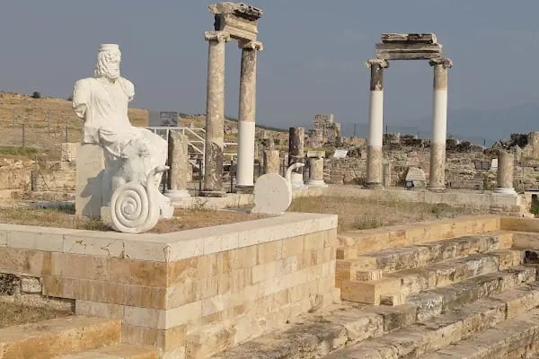 Hierapolis Antik Tiyatrosu - Resim 5