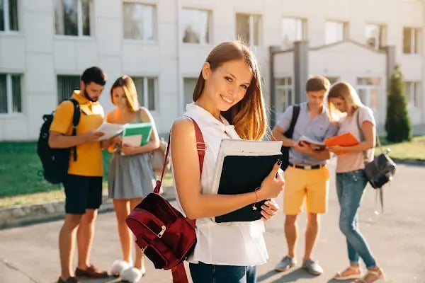 Konyaaltı İngiliz Kültür Yabancı Dil Kursu - Resim 8