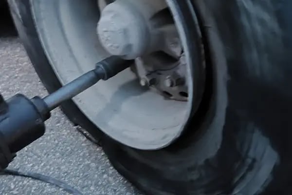 Oto Lastik Yol Yardım - Resim 3