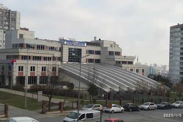 İBB Halkalı Yüzme Havuzu - Resim 1