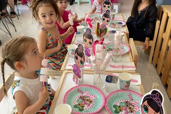Zürafam Oyun Alanı Cafe - Resim 17