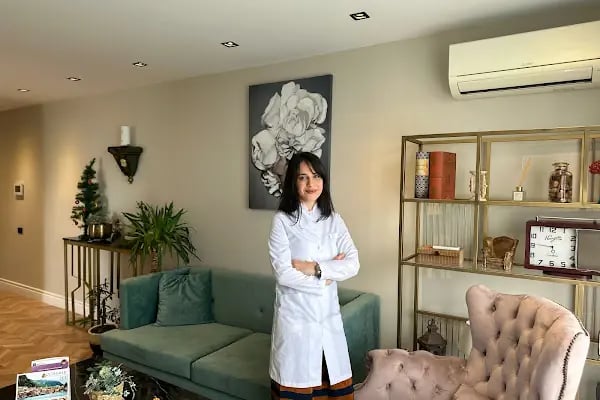 Op. Dr. İrem Yengel, Kadın Hastalıkları Ve Doğum Doktoru - Jinekolog - Resim 3
