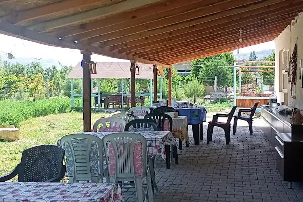 Gölbahçesi - Resim 1