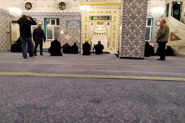 Behram Çavuş Camii - Resim 17