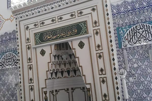 Behram Çavuş Camii - Resim 16