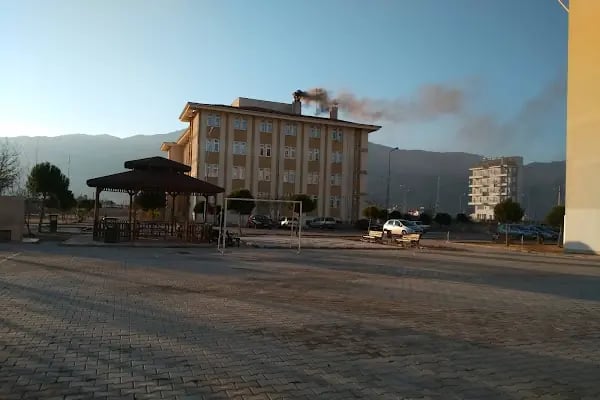 Döşemealtı Mesleki ve Teknik Anadolu Lisesi - Resim 3